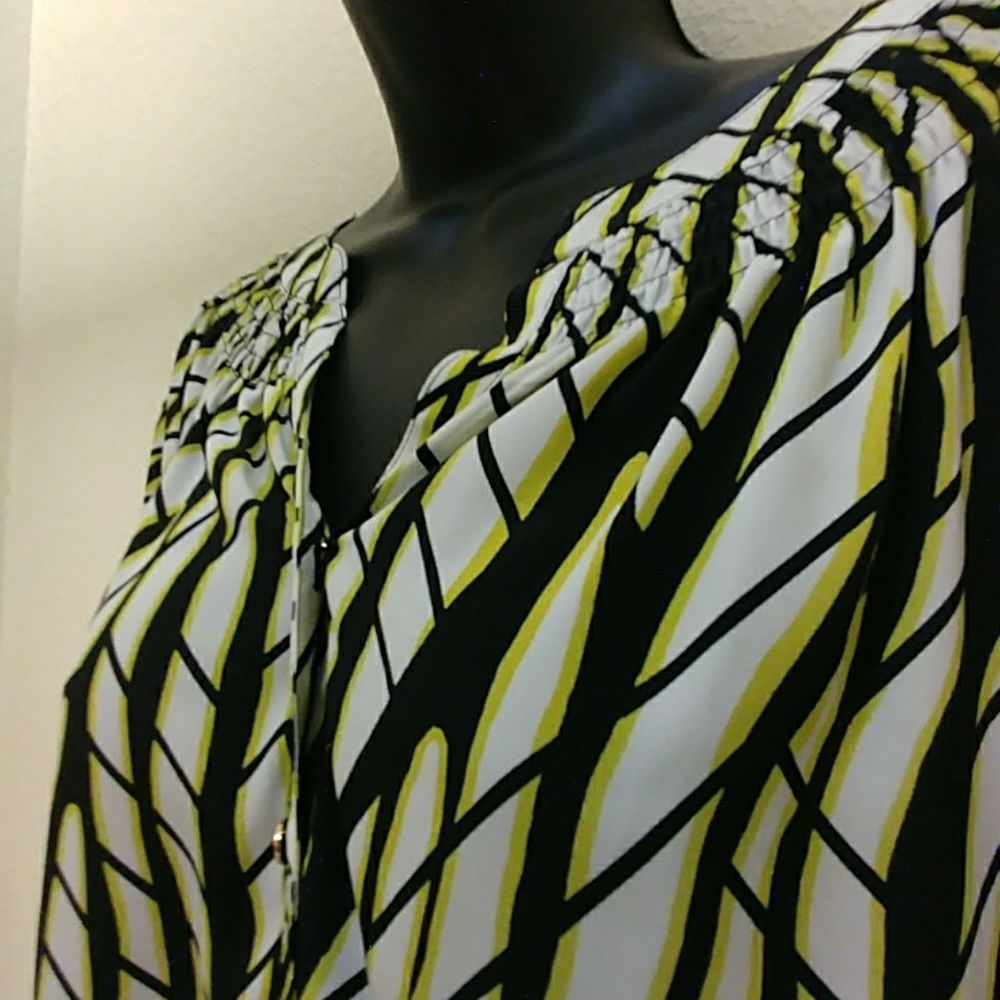 Dana Buchman Printed High Low Blouse - Picture 2 of 8